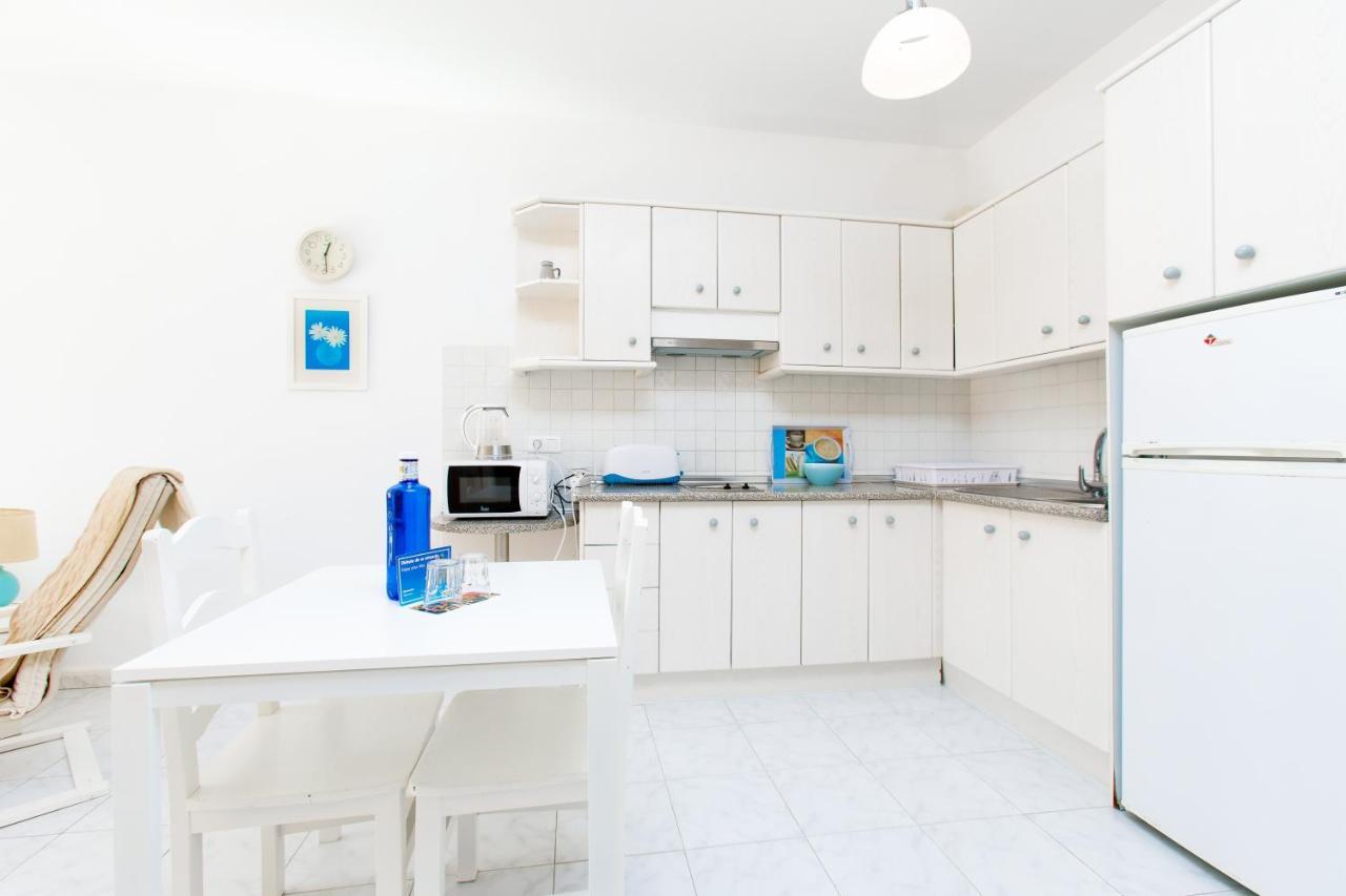 At Almoraide Rooms Suites (Adults Only) Nerja Εξωτερικό φωτογραφία