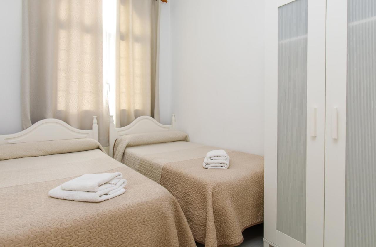At Almoraide Rooms Suites (Adults Only) Nerja Εξωτερικό φωτογραφία