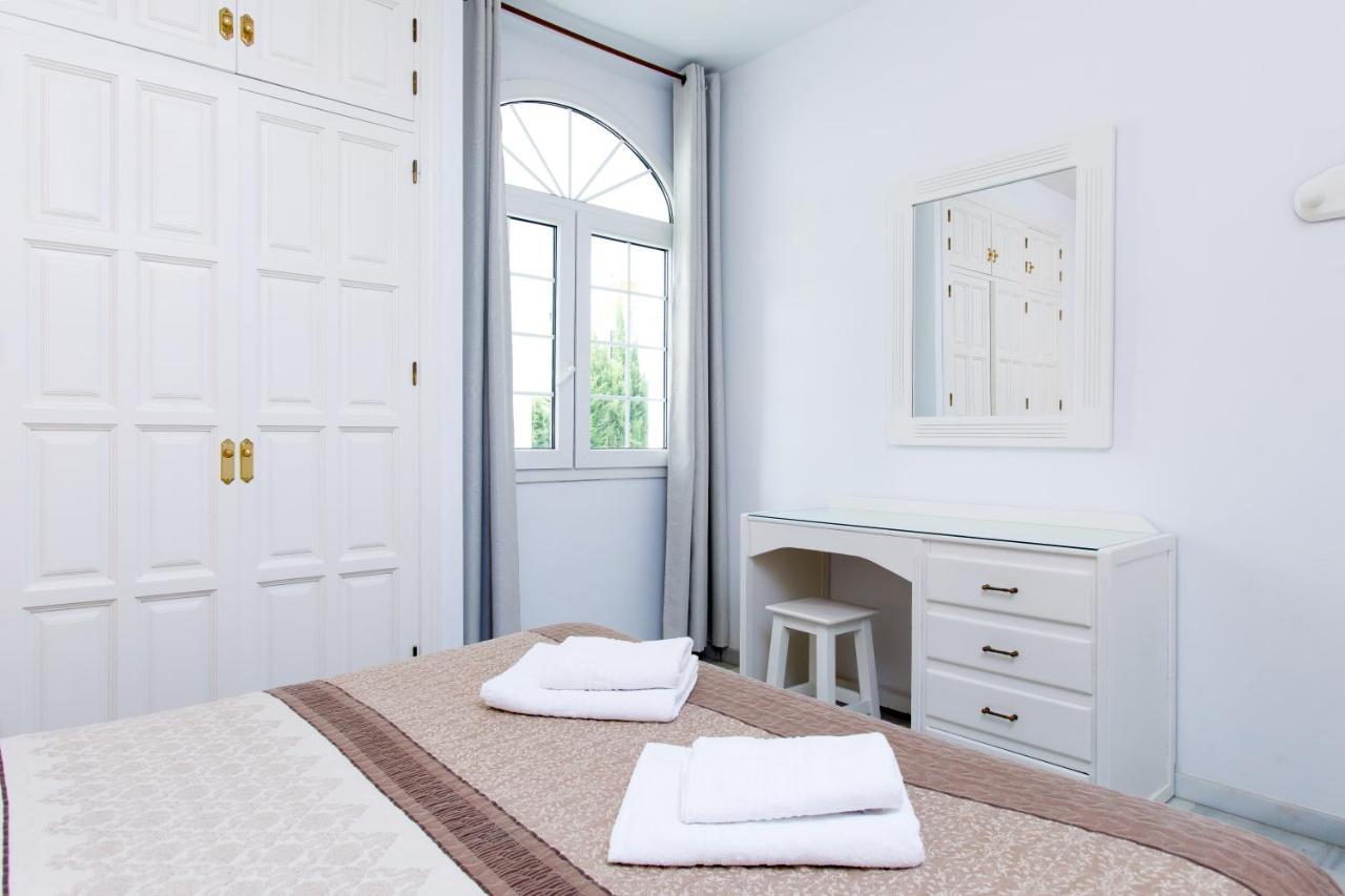 At Almoraide Rooms Suites (Adults Only) Nerja Εξωτερικό φωτογραφία