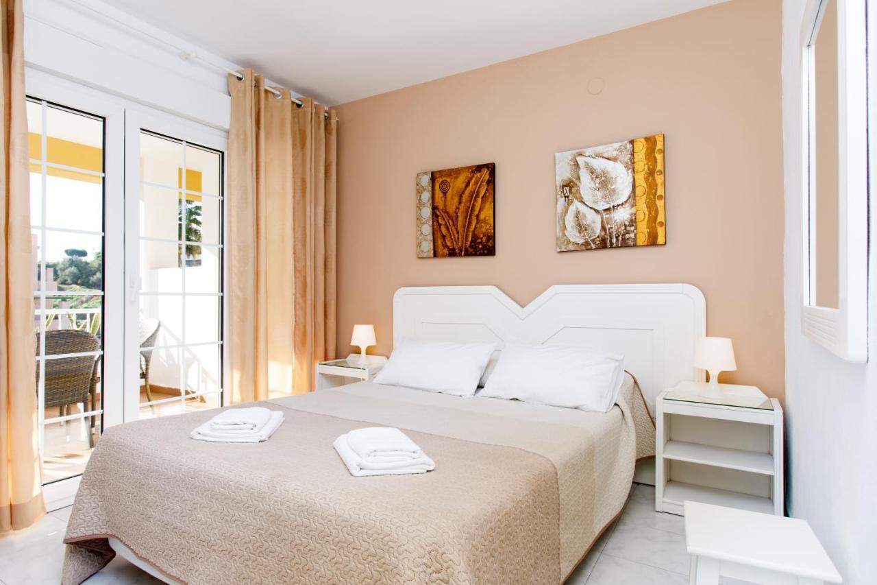 At Almoraide Rooms Suites (Adults Only) Nerja Εξωτερικό φωτογραφία