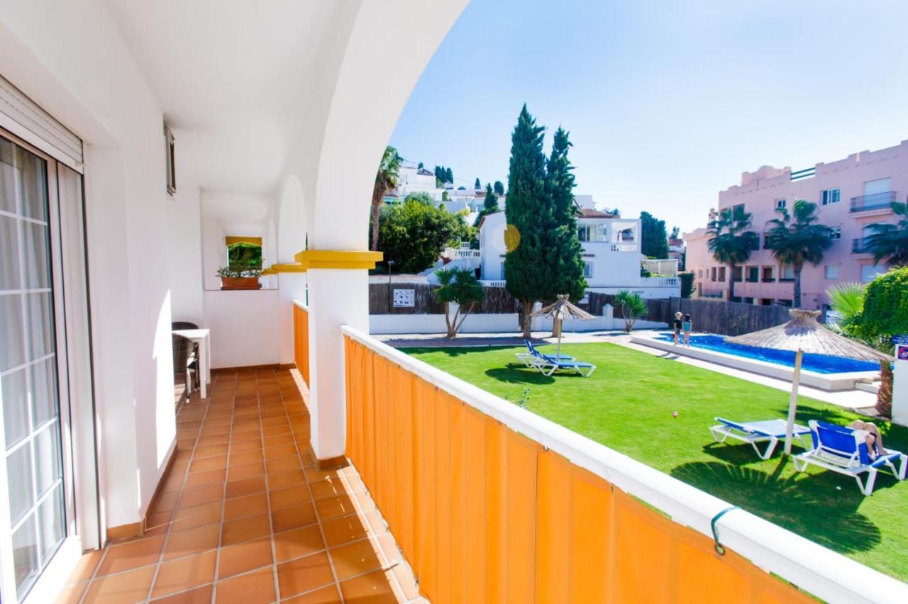 At Almoraide Rooms Suites (Adults Only) Nerja Εξωτερικό φωτογραφία